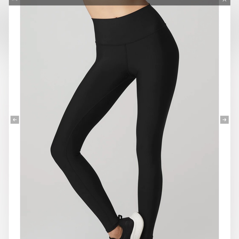 ALO AIRLIFT high waist legging.